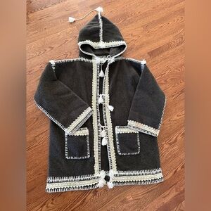 Vintage Handmade Peruvian Wool Alpaca Blanket Coat Oversized Tassels Hooded Gray